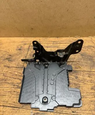 Peugeot 3008 II Battery tray 9802095480