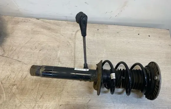 BMW 1 F20 F21 Front shock absorber with coil spring 6862171