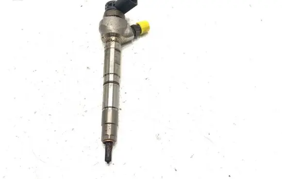 Audi A5 Fuel injectors set 0445110471