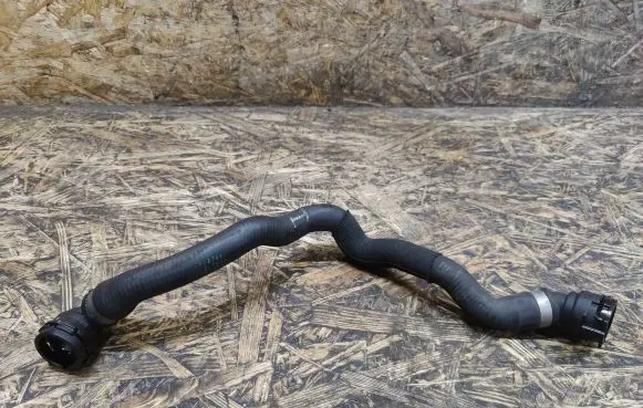 BMW 7 F01 F02 F03 F04 Engine coolant pipe/hose