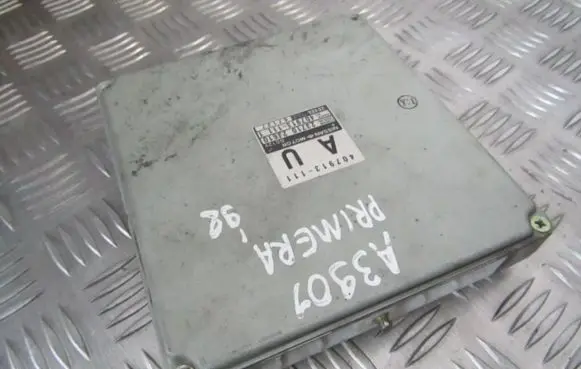Nissan Primera Engine control unit/module 407913111 407913-111