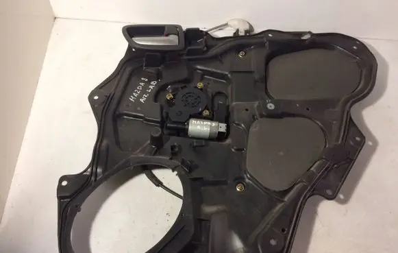 Mazda 3 I Rear door window regulator with motor GJ6A5958X