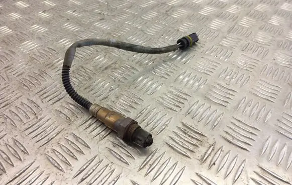 BMW 5 E60 E61 Lambda probe sensor 7544655