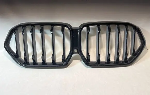BMW X6 G06 Front bumper upper radiator grill 8494884