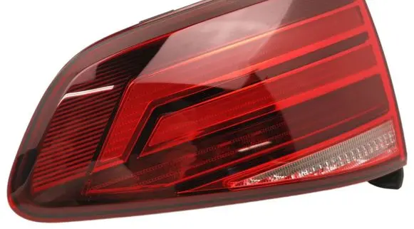 Volkswagen Golf VII Rear/tail lights 5G0945094AH