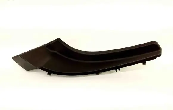 Fender trim (molding)