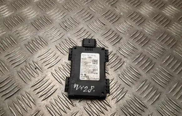 Land Rover Discovery 5 Blind spot module KK5214F152AJ