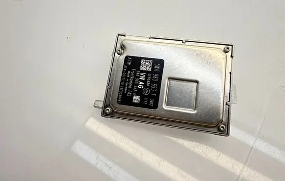 Volkswagen Golf VIII Windshield/windscreen camera 5WA980653A