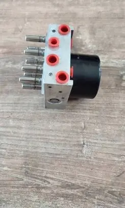 Peugeot 206+ ABS Pump 9659136980 10020700684