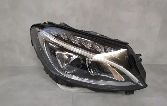 Mercedes-Benz C W205 Headlight/headlamp A2059062604 030128423407 LE12A6295
