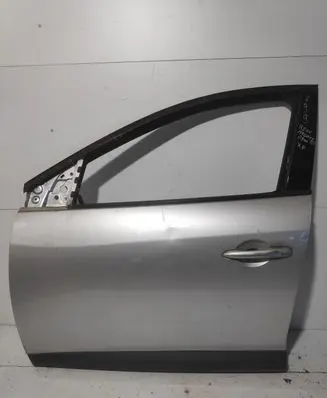 Renault Megane III Front door