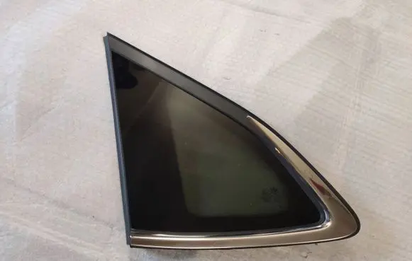 Hyundai Tucson LM Rear side window 43R000392 E001143P DOT184AS3M332