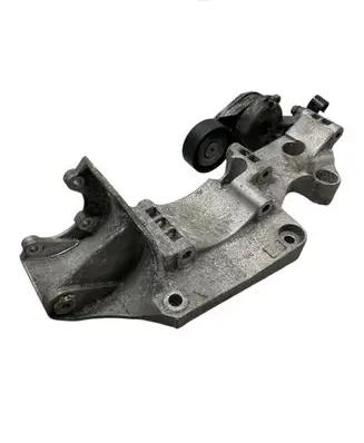 Audi TT Mk1 Engine mounting bracket 06A903143F 06A903315E