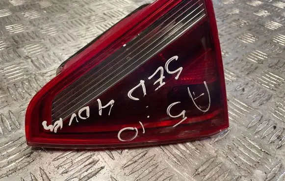 Audi A5 8T 8F Tailgate rear/tail lights 8T0945094