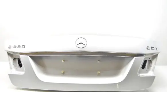 Mercedes-Benz E W212 Tailgate/trunk/boot lid A2127500975