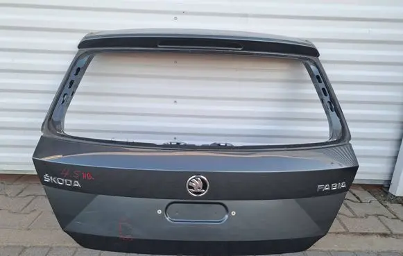 Skoda Fabia Mk3 (NJ) Tailgate/trunk/boot lid 6V6827159