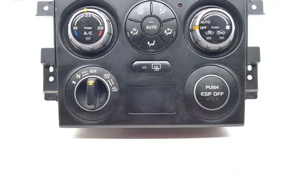 Suzuki Grand Vitara II Interior fan control switch 39510-65JH1