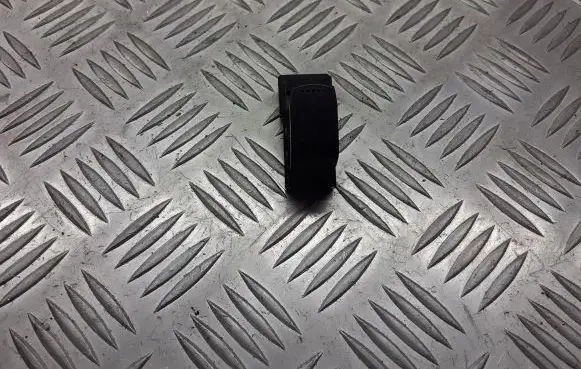 Suzuki Swift I Quarter vent window switch 62J00-2366T