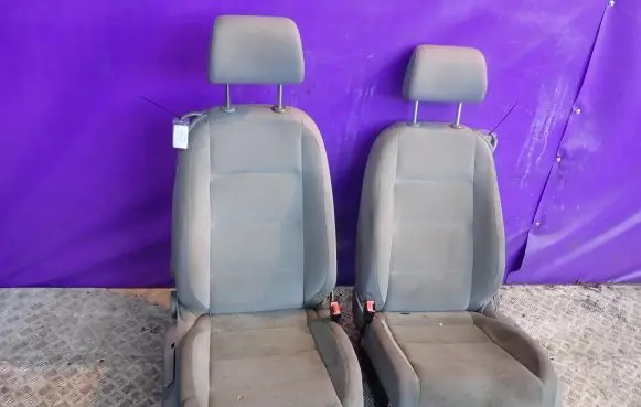 Volkswagen Golf IV Seat set 