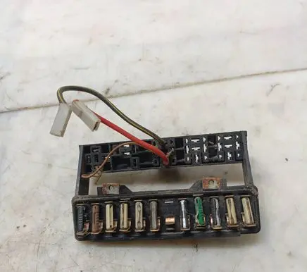 Mercedes-Benz 207 310 Fuse module 11193755M
