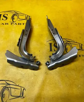 Engine bonnet/hood hinges