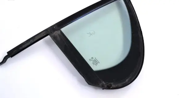 Jaguar S-Type Rear side window