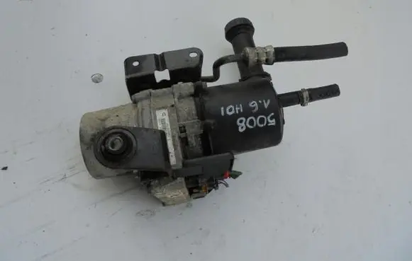 Peugeot 5008 Power steering pump