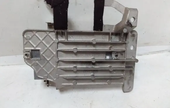 Audi A6 S6 C6 4F Sound amplifier 4F2035462