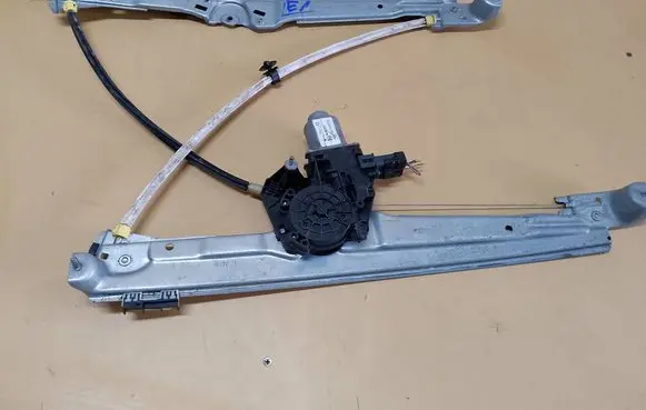 Renault Megane IV Front door electric window regulator 40283H 12340920147