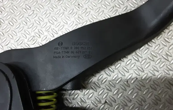 Citroen C3 Pluriel Accelerator throttle pedal 0280752251