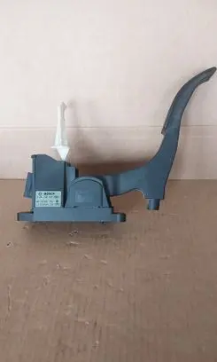 Audi A3 S3 8L Accelerator throttle pedal 0281002342 1J1721503K 087207461