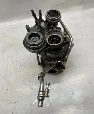 BMW 5 F10 F11 Turbo 7576985 L08L08L4
