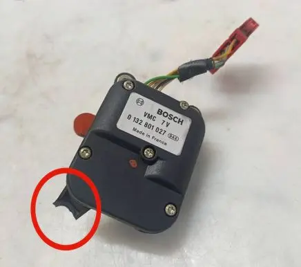 Audi A4 S4 B5 8D Air flap motor/actuator 0132801027
