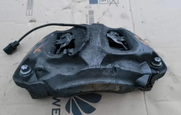 Audi Q8 Front brake caliper 4M0615105JH