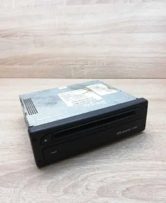 BMW 5 E39 CD/DVD changer 6920758