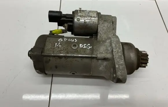 Volkswagen Golf VI Starter motor 0AM911023H