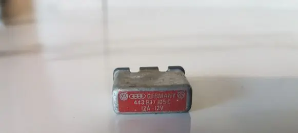 Audi A6 S6 C5 4B Other relay 443937105