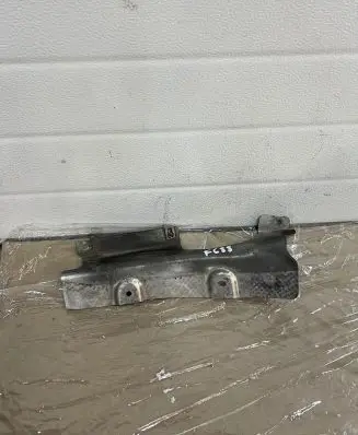 BMW 7 F01 F02 F03 F04 other engine part 5148718520408 F688