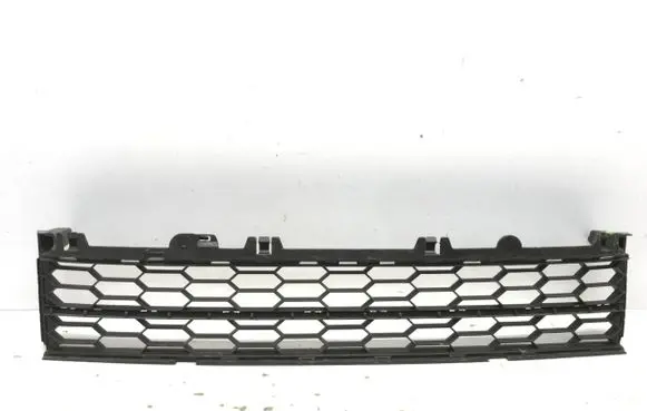 Skoda Superb B6 (3T) Front bumper lower grill 3V0853677A