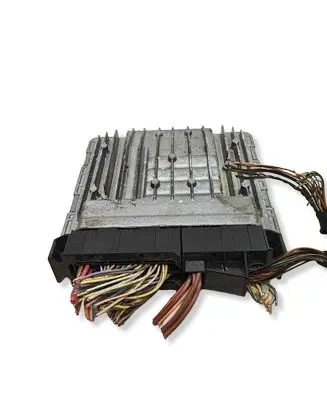 BMW 3 E90 E91 Engine control unit/module 7561684 KT94738 5WK98084