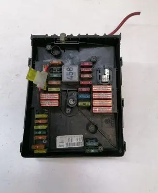 Volkswagen Golf V Fuse module 1K0937125 22145604