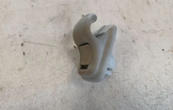 Suzuki Swift I Sun visor clip/hook/bracket 