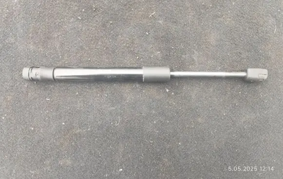 Volkswagen PASSAT B5.5 Tailgate/trunk strut/damper GS1019