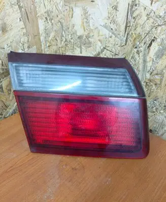 Mazda 626 Tailgate rear/tail lights 22661827