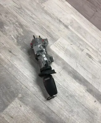 Audi A6 S6 C6 4F Ignition lock 4B0905851C 4B0905851Q