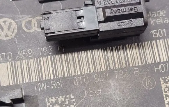 Audi A4 S4 B8 8K Door control unit/module 8T0959793B 8T0959793N