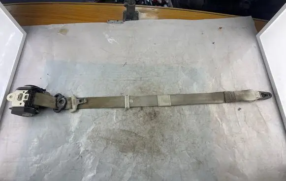 Audi A8 S8 D3 4E Front seatbelt 601836900
