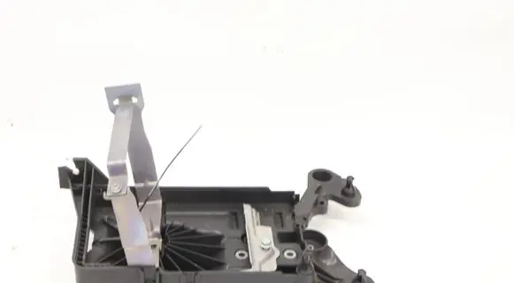 Volkswagen Golf VIII Battery box tray 5WA915331C