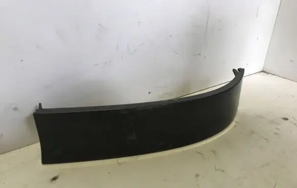 Audi A3 S3 8L Rear/tail light trim molding 8L0807872C