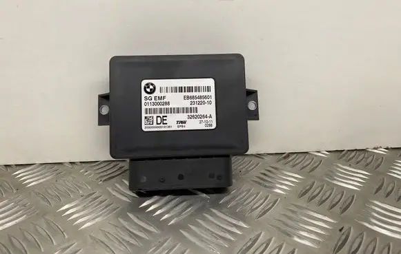 BMW 5 F10 F11 Hand brake control module 6854856 32620264 0113000288
